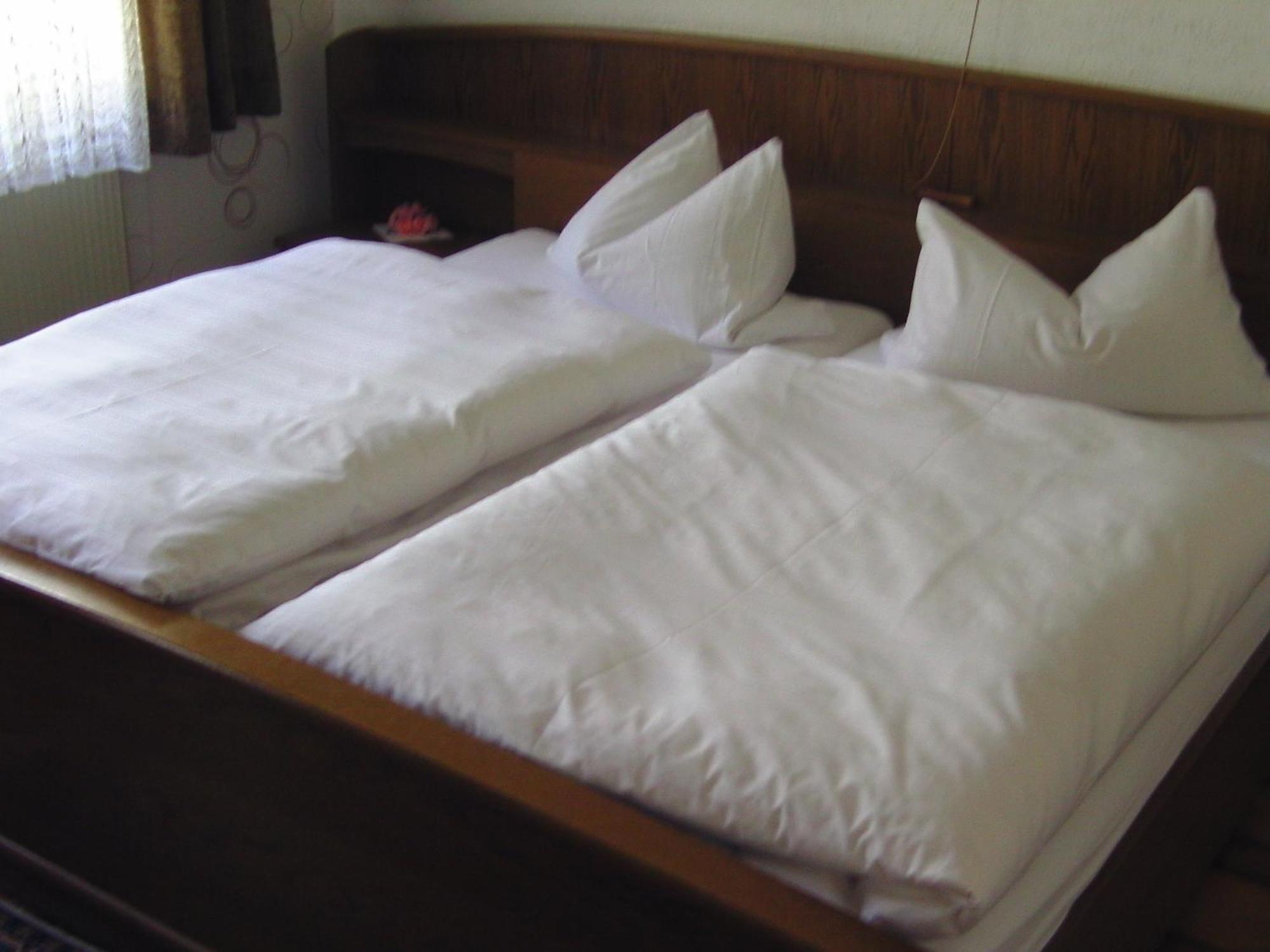 Hotel Zur Guten Quelle Selters  Kültér fotó