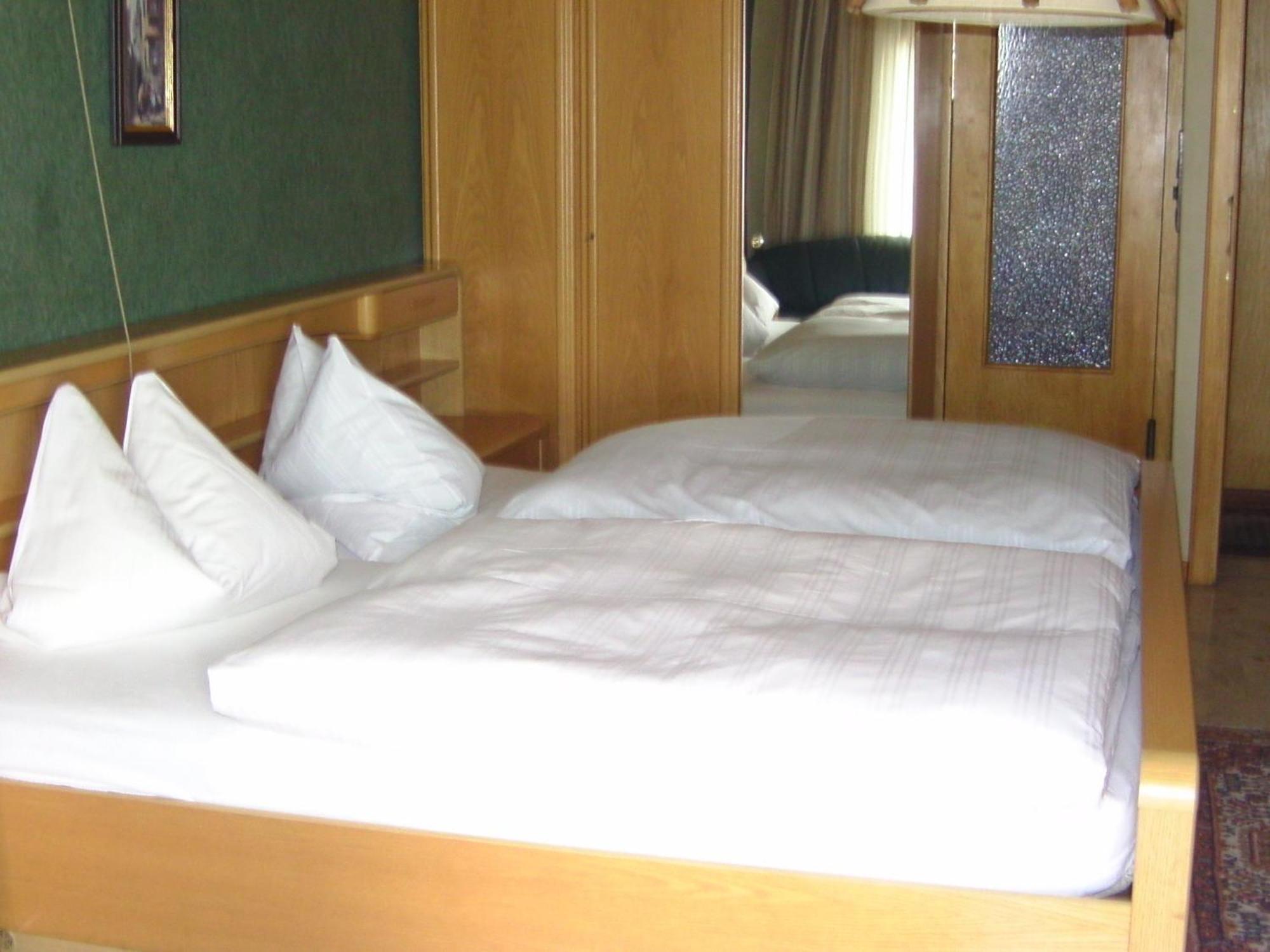 Hotel Zur Guten Quelle Selters  Kültér fotó